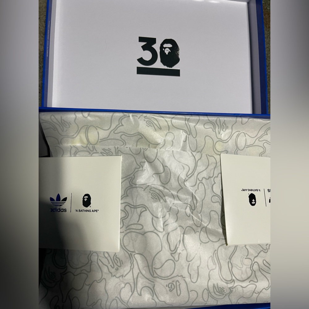 Adidas x BAPE “Forum Low 30th Anniversary” sneakers, New in Box, M11.5 - Picture 10 of 12